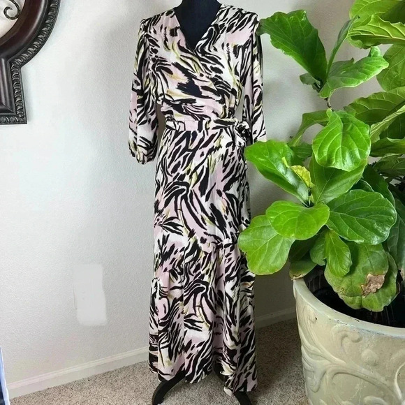 bar III Women’s Pink Black Animal Print Wrap Dress Size Large - Picture 1 of 12